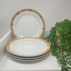 Pegasus, Elegant 4pc Fine Porcelain Gold and White Dinnerware Set